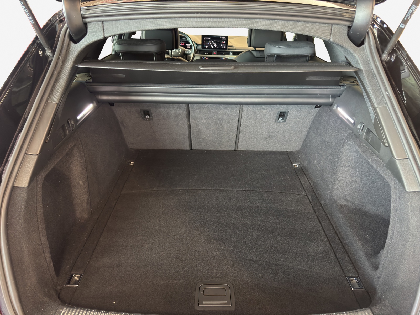 AUDI A4 Avant 40 TDI advanced Attraction quattro S-tronic-image-12