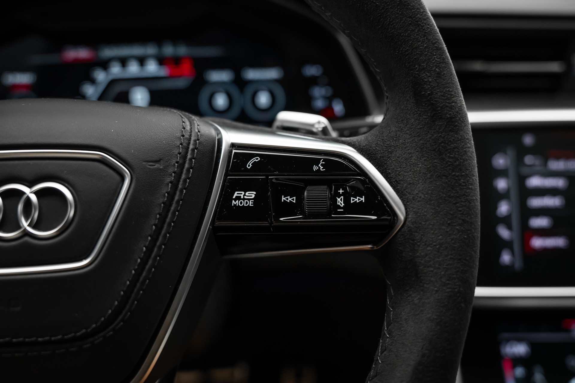 AUDI * RS6 AVANT * INDIVIDUALLACKIERUNG PORSCHE KREIDE * V-MAX 305 KM/H * LEASING AB 754.- *-image-27