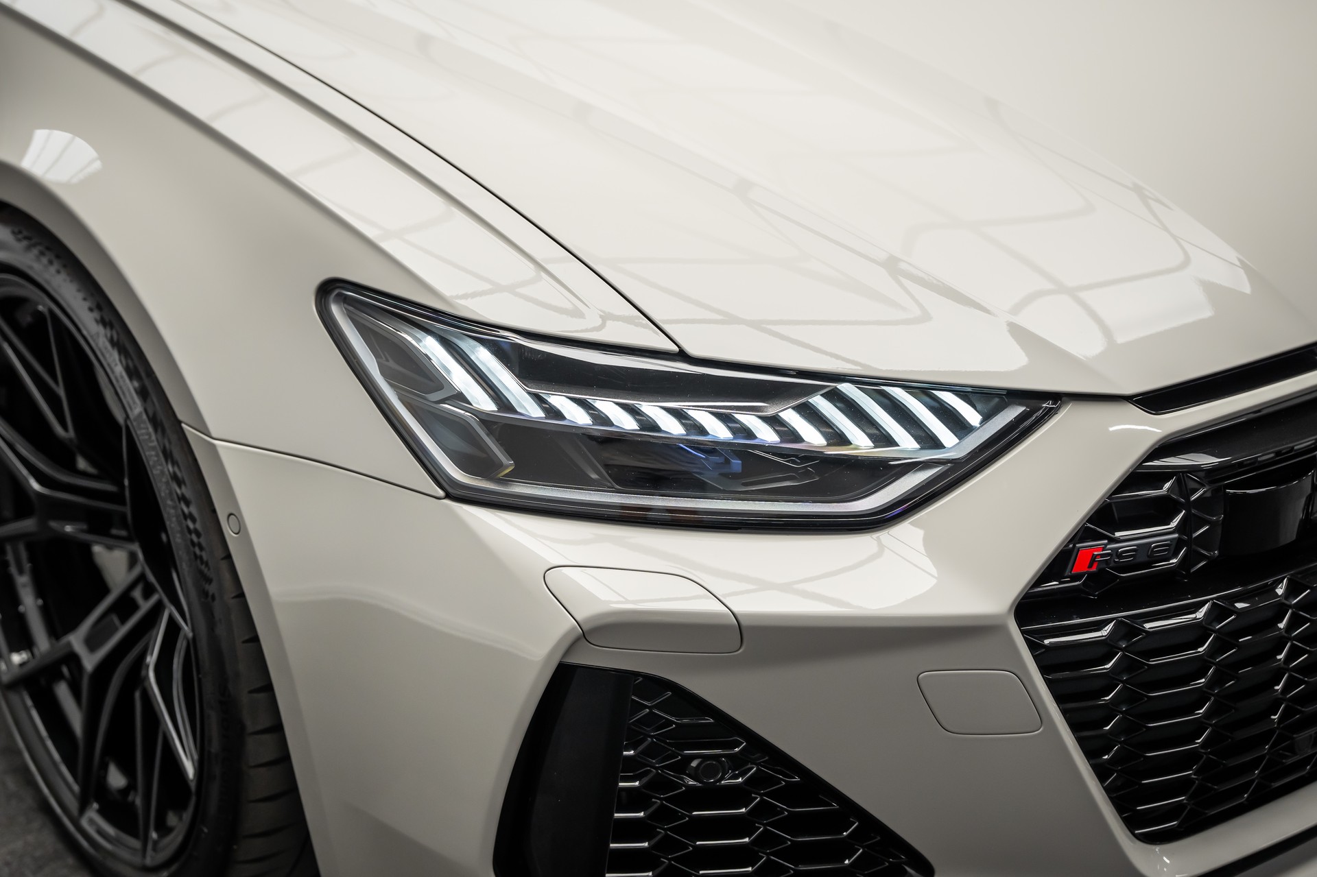 AUDI * RS6 AVANT * INDIVIDUALLACKIERUNG PORSCHE KREIDE * V-MAX 305 KM/H * LEASING AB 754.- *-image-11