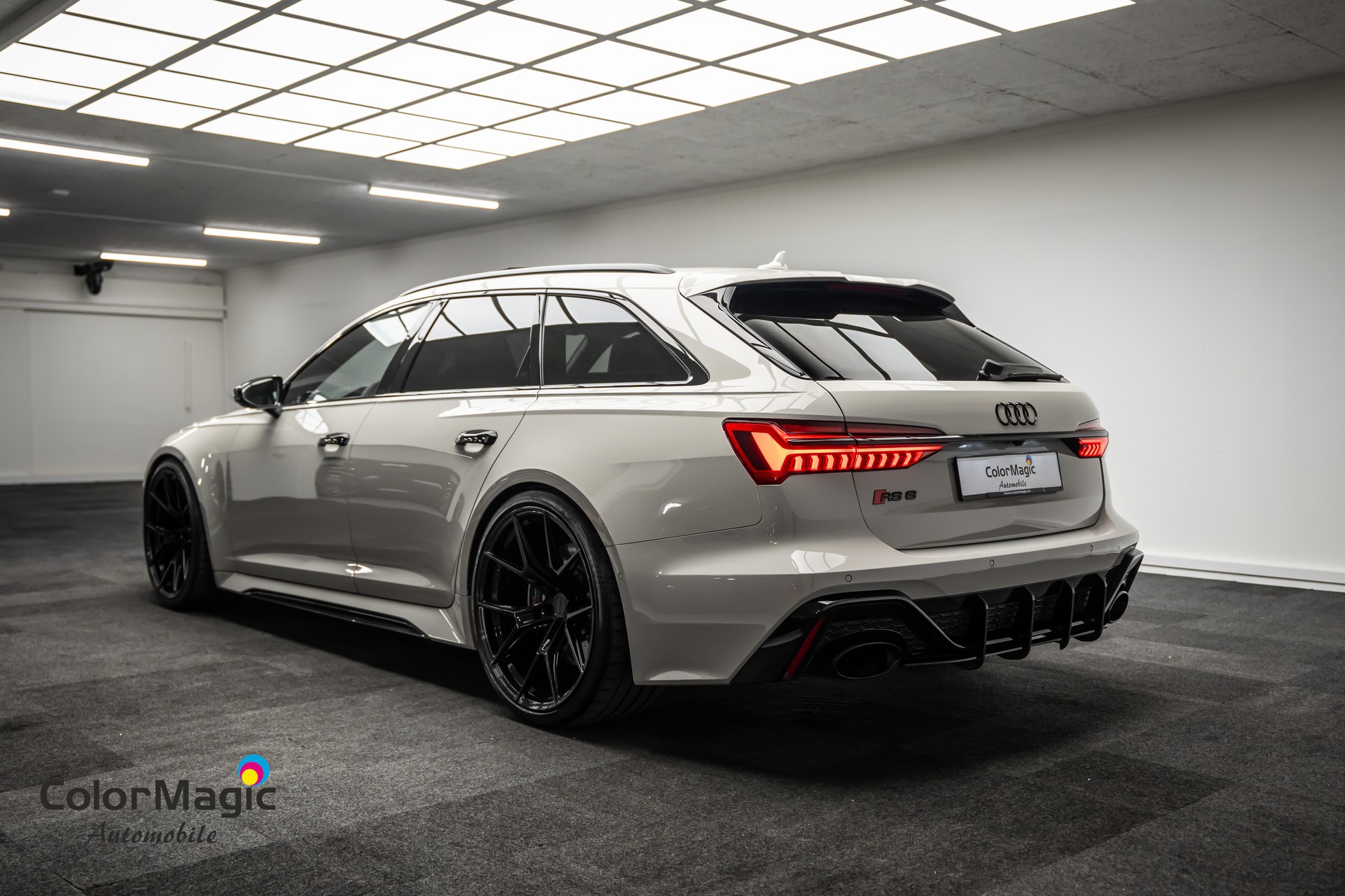 AUDI * RS6 AVANT * INDIVIDUALLACKIERUNG PORSCHE KREIDE * V-MAX 305 KM/H * LEASING AB 754.- *-image-3