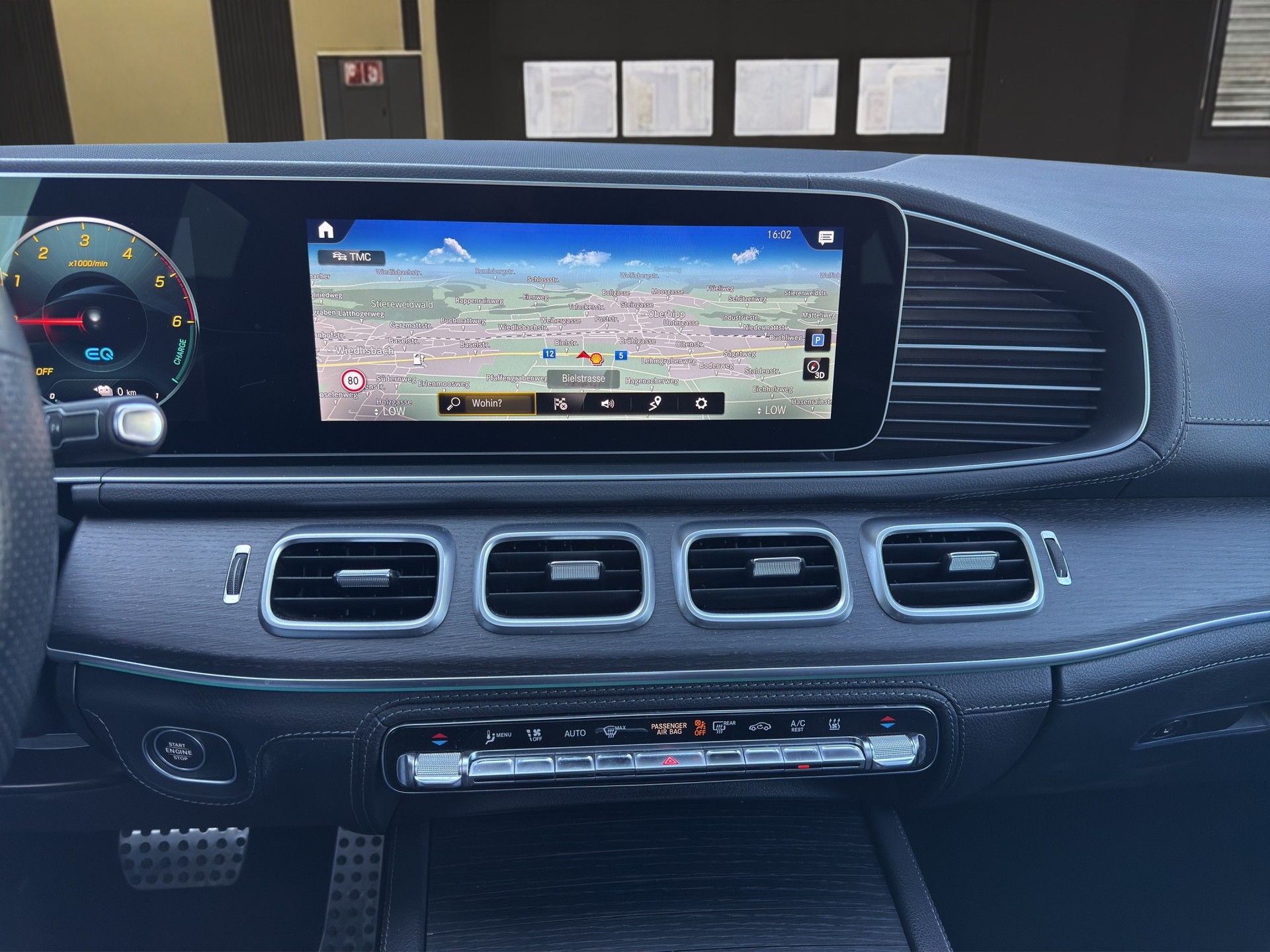 MERCEDES-BENZ GLE 350 de AMG Line 4matic-image-15