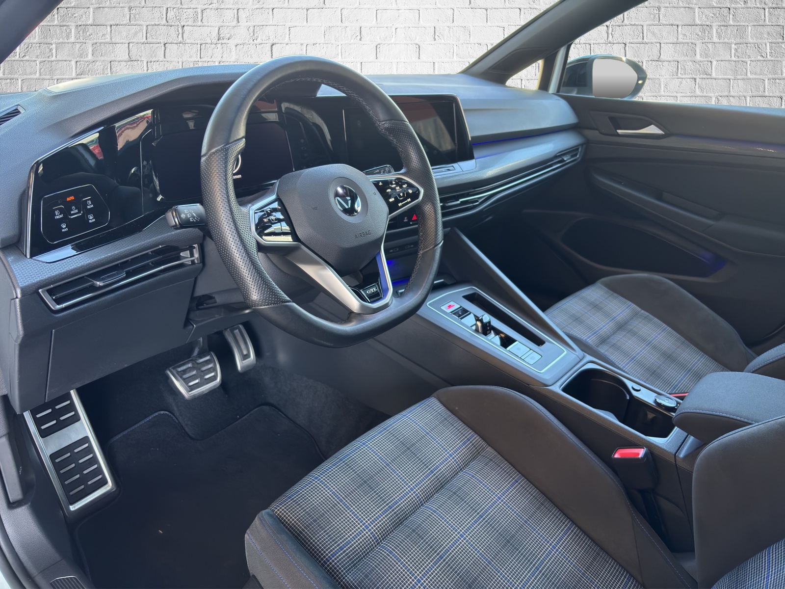 VW Golf 1.4 TSI PHEV GTE-image-10
