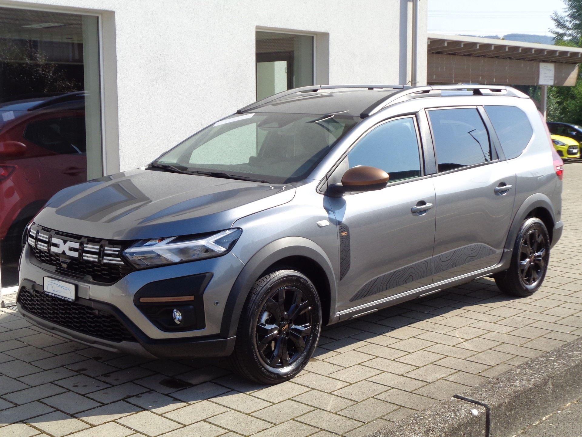 DACIA Jogger HEV 140 Extreme+-image-3