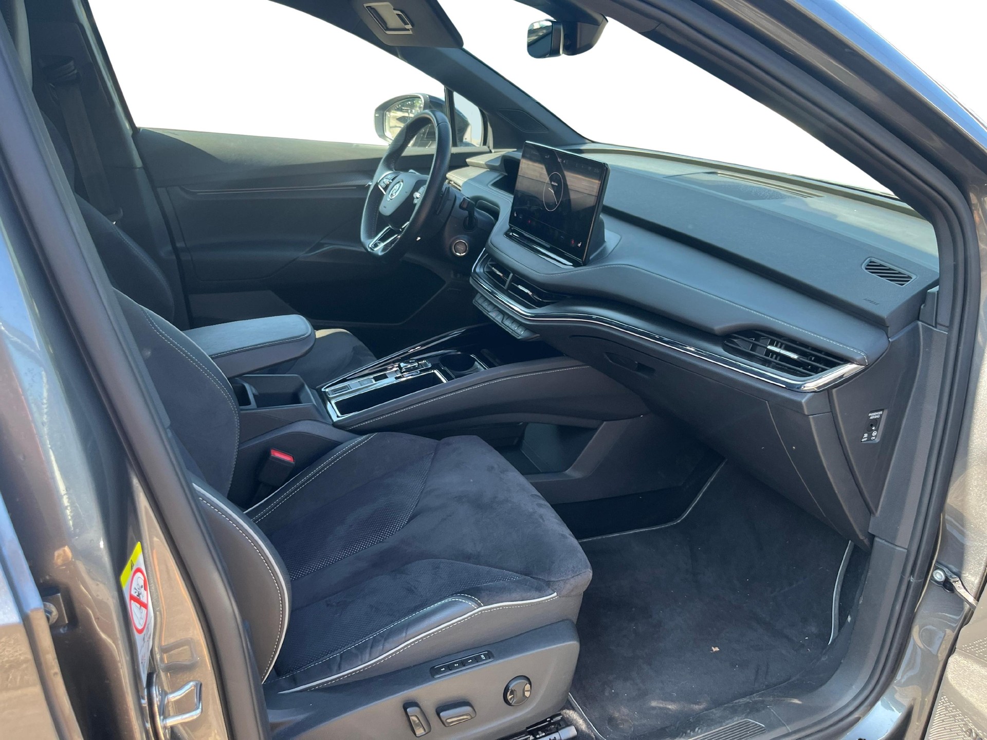 SKODA Enyaq iV 80 SportLine-image-9