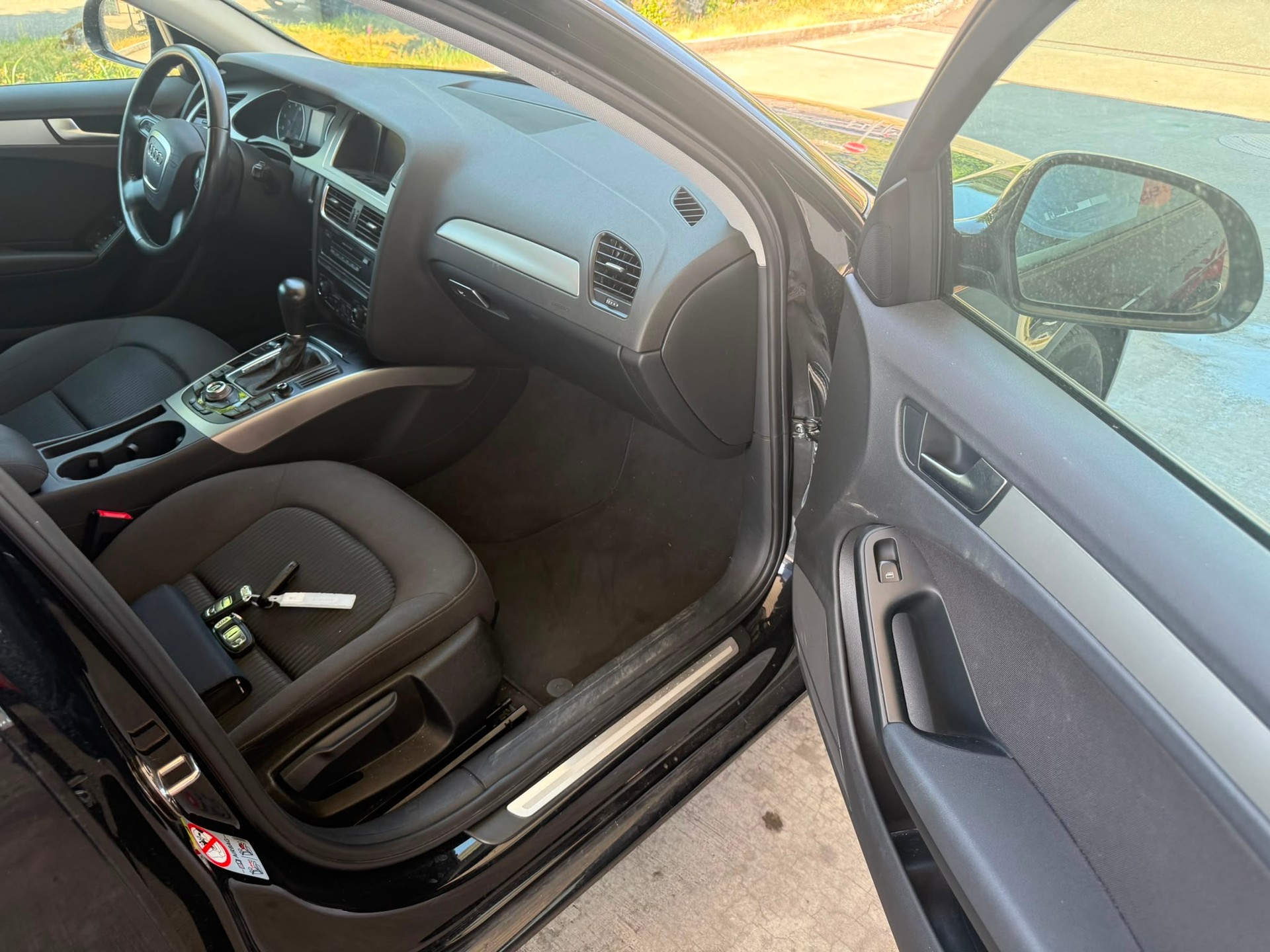AUDI A4 Avant 1.8 TFSI multitronic *TOP AUTO*-image-9