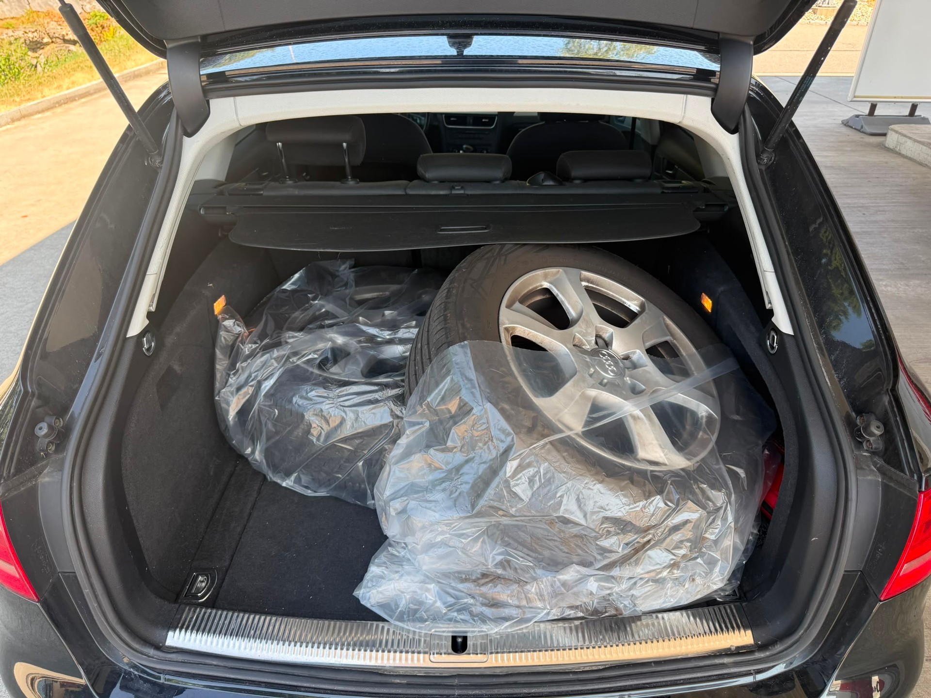 AUDI A4 Avant 1.8 TFSI multitronic *TOP AUTO*-image-13