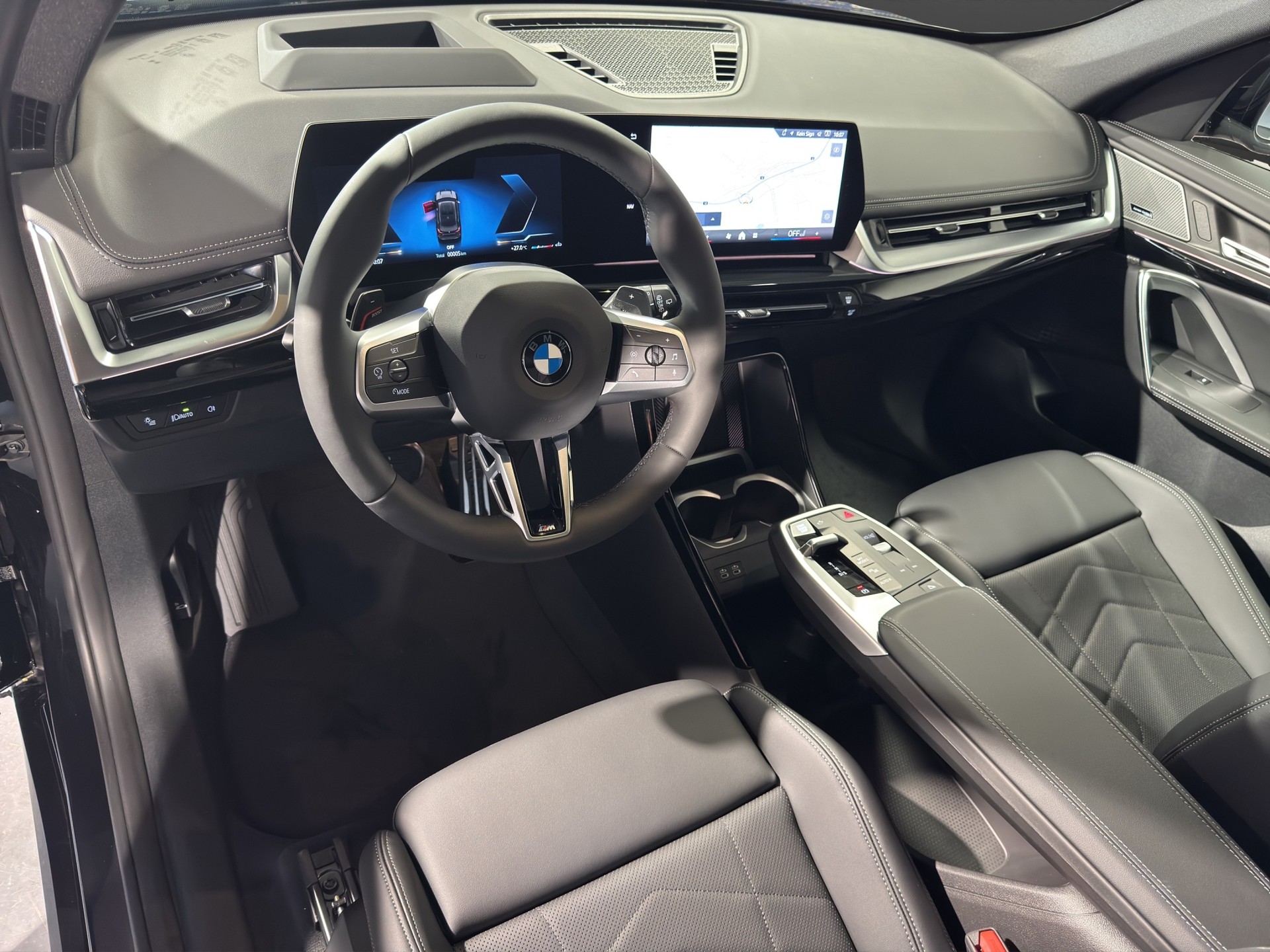 BMW X1 23i xDrive-image-7