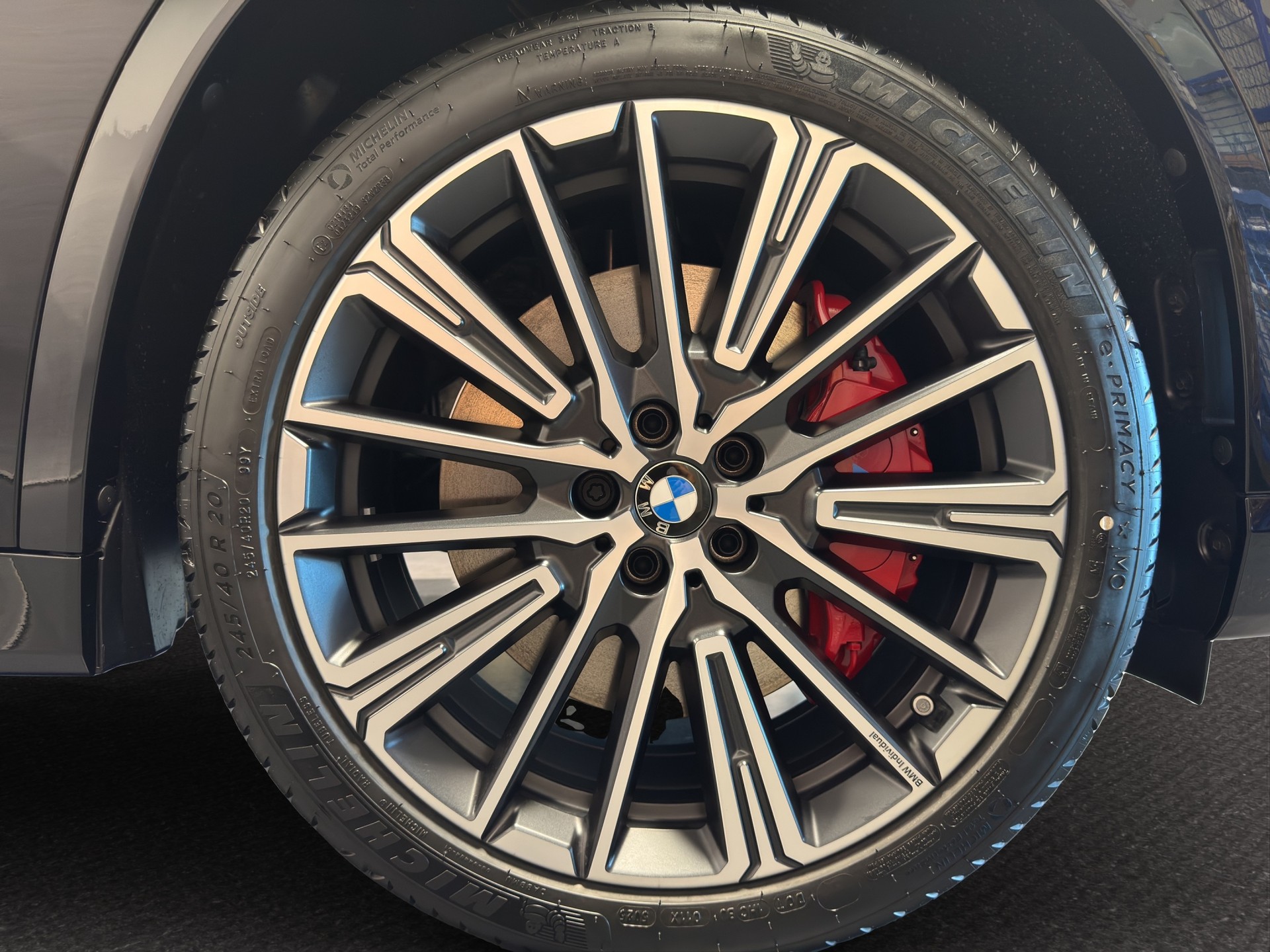BMW X1 23i xDrive-image-14