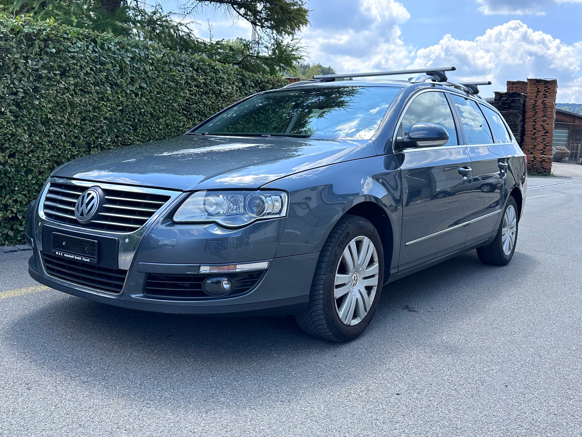 VW Passat Variant 1.4 EcoFuel Highline DSG-image-0