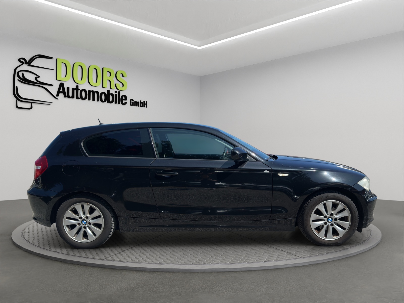 BMW 116i-image-10