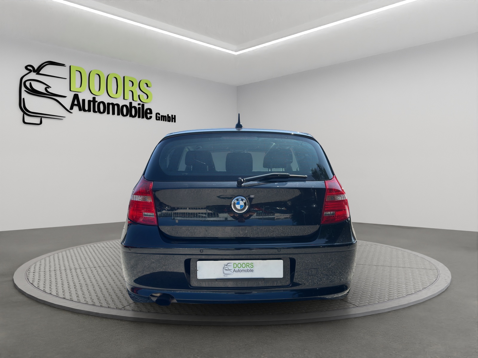 BMW 116i-image-4