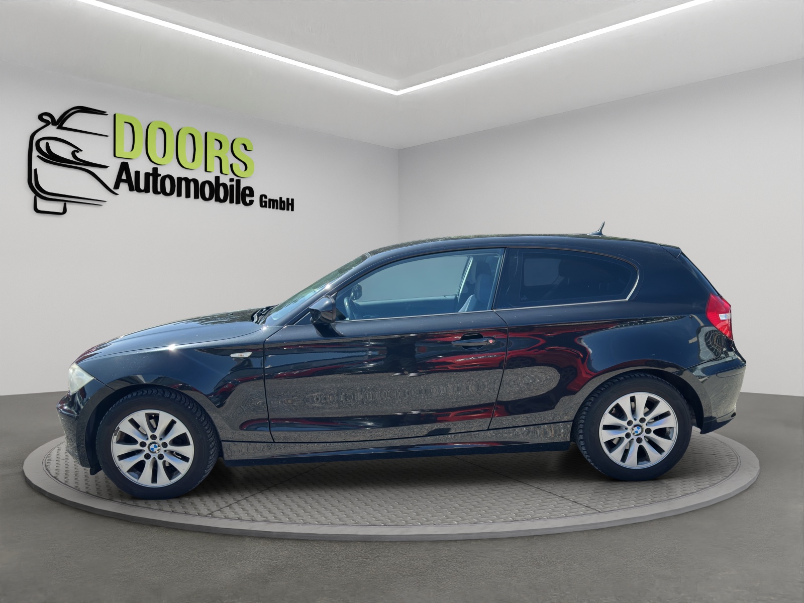 BMW 116i-image-5