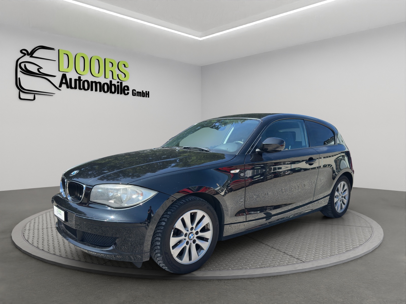 BMW 116i-image-2