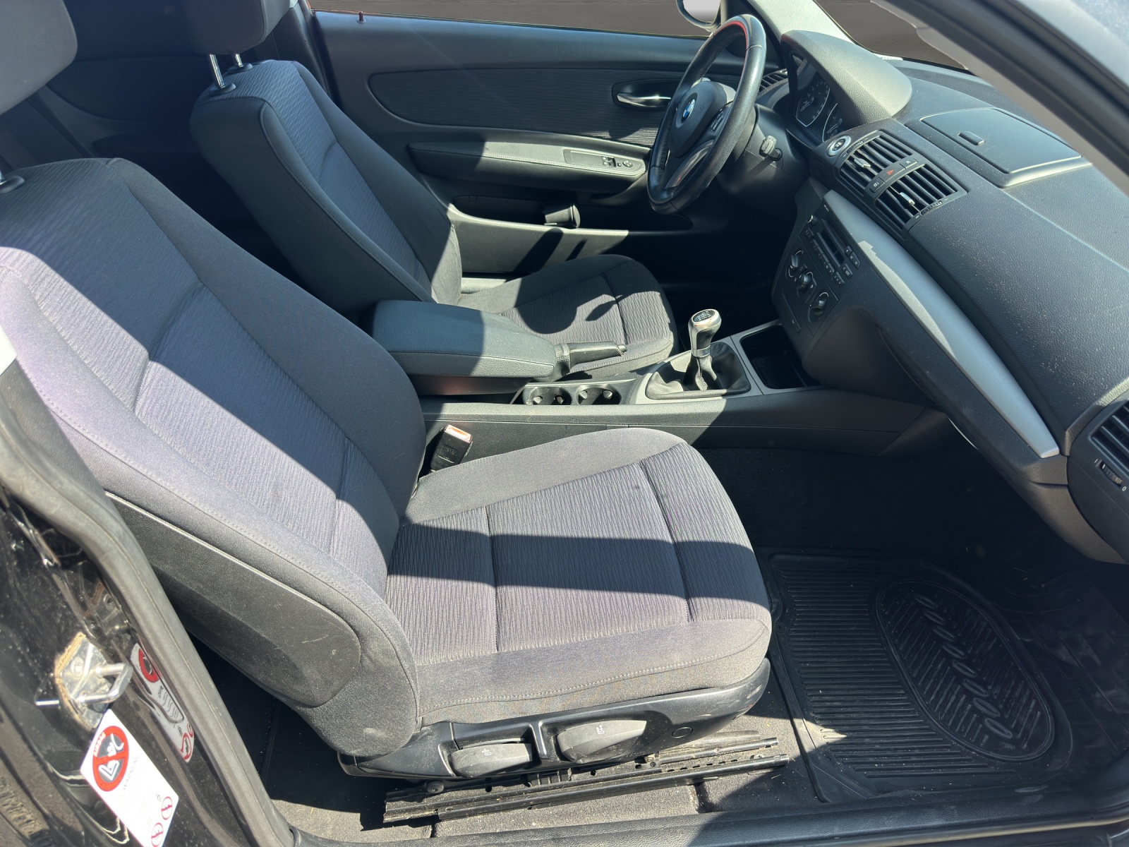 BMW 116i-image-12