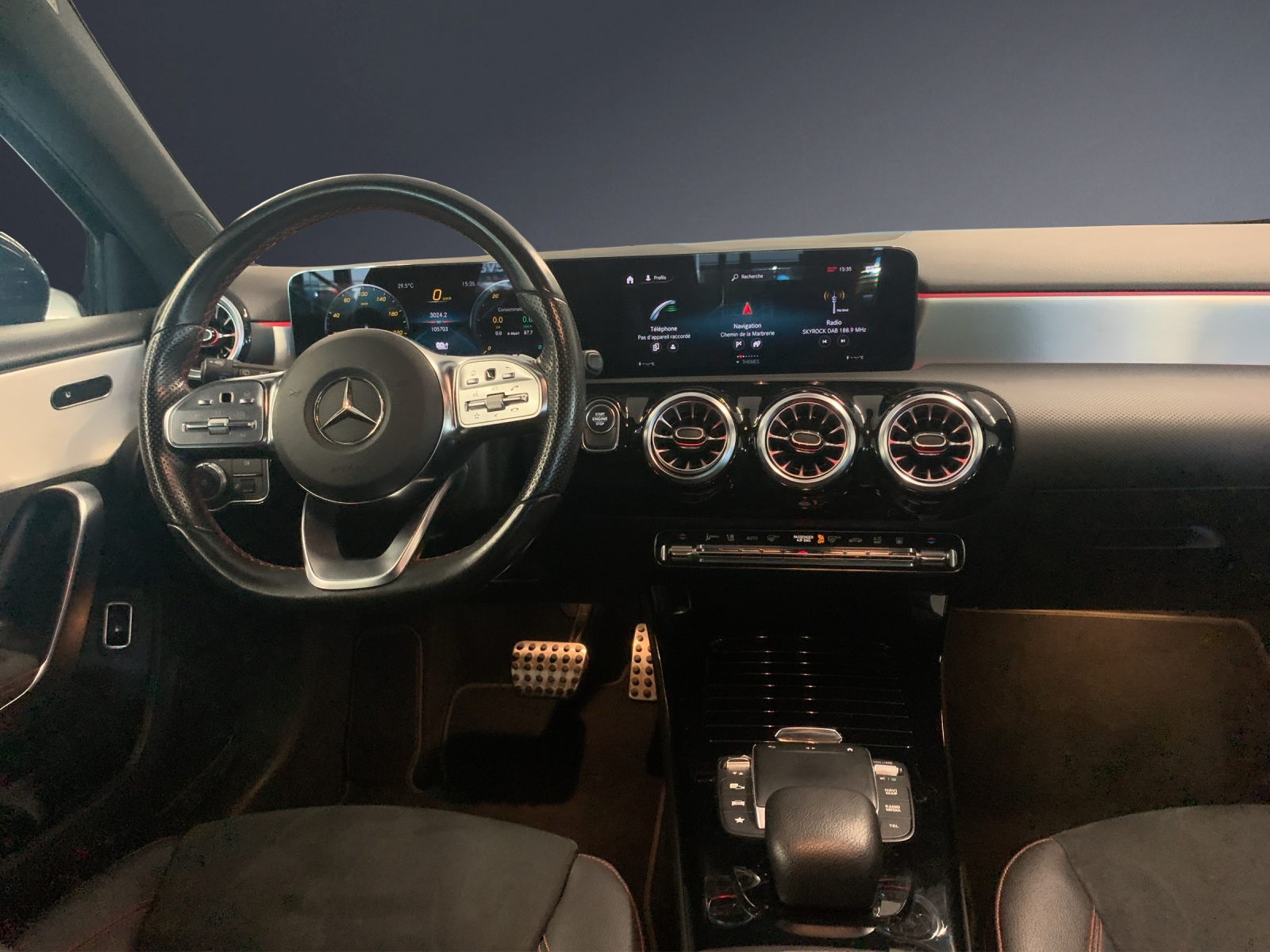 MERCEDES-BENZ A 250 e 8G-DCT-image-7
