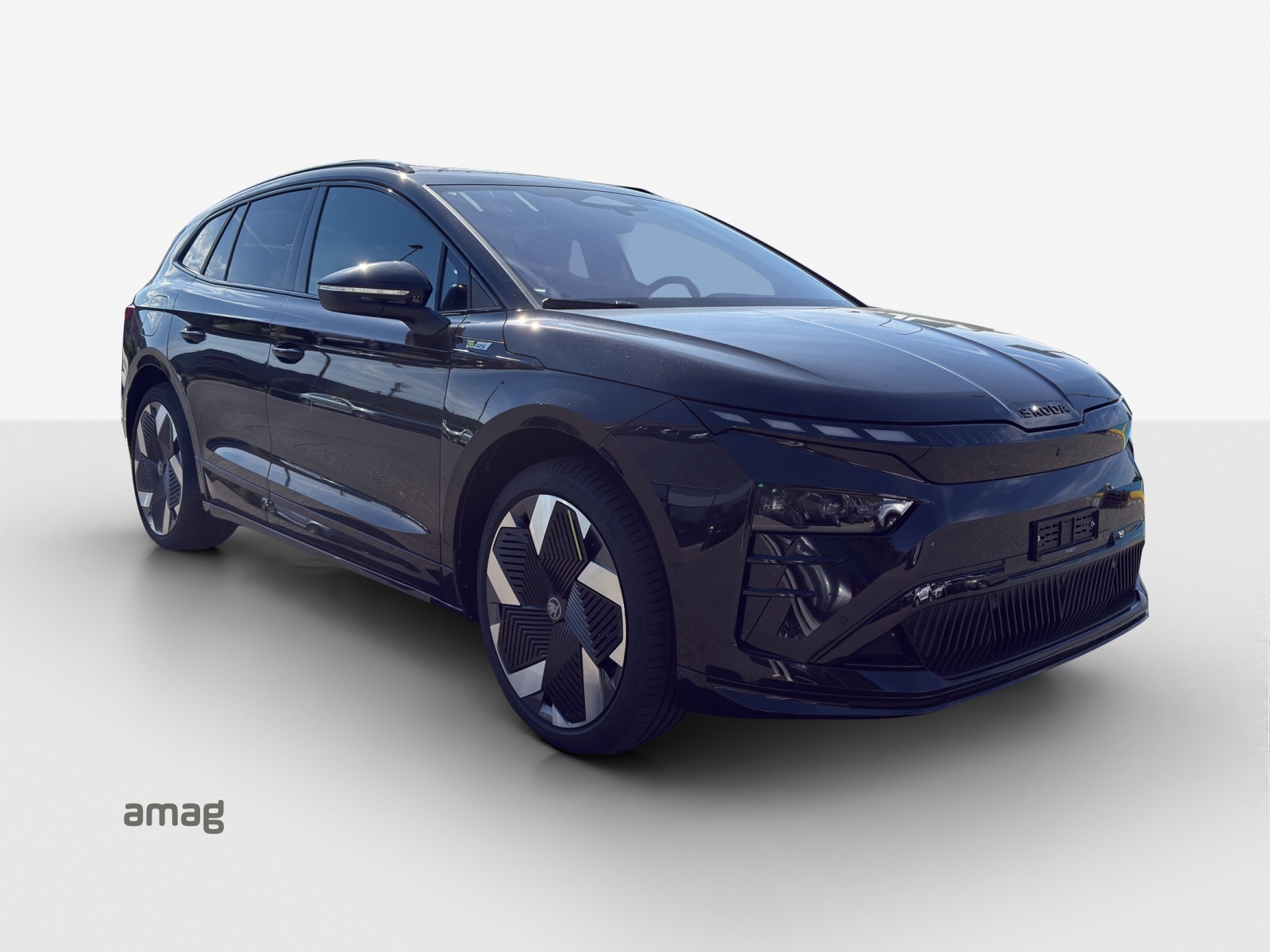 SKODA Enyaq 4x4 RS-image-5