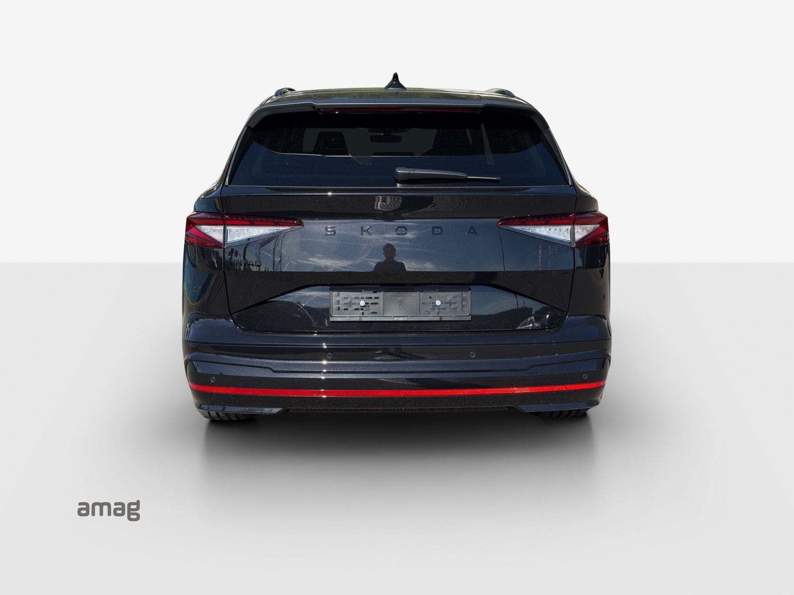 SKODA Enyaq 4x4 RS-image-3