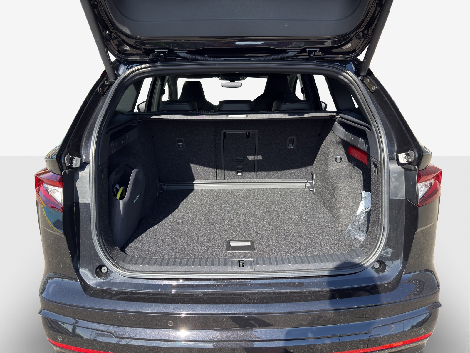 SKODA Enyaq 4x4 RS-image-12