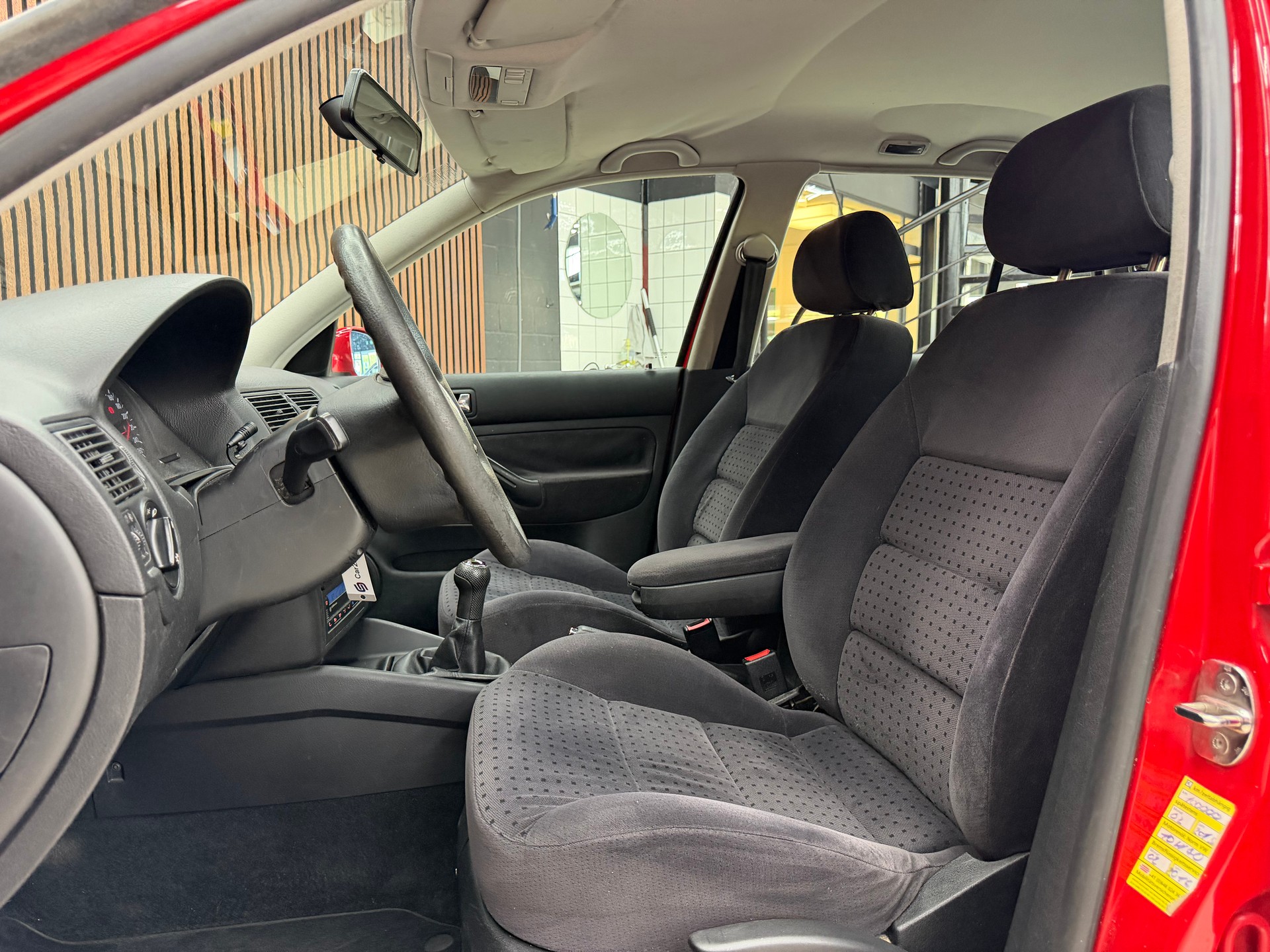 VW Golf 1.8 Comfortline-image-10