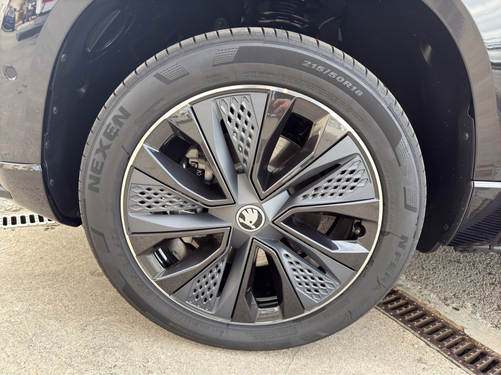 SKODA Karoq 2.0 TSI SportLine 4x4 DSG-image-7