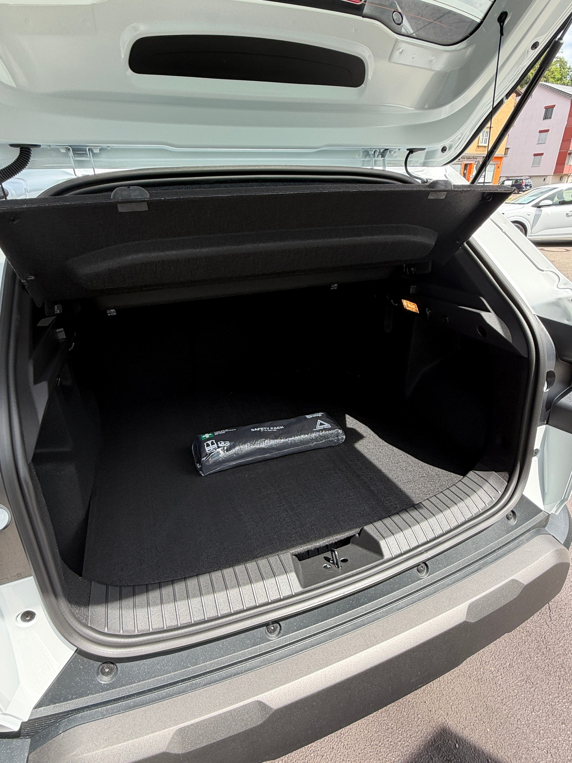 DACIA Duster TCe Hybrid 150 48V Journey 4x4-image-6
