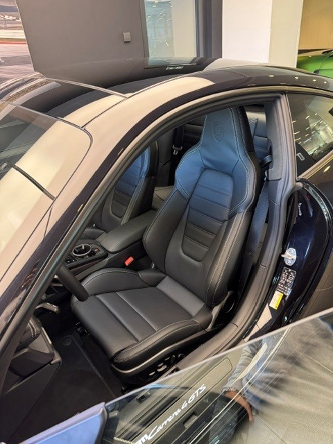 PORSCHE 3.6 Carrera 4 GTS PDK-image-4