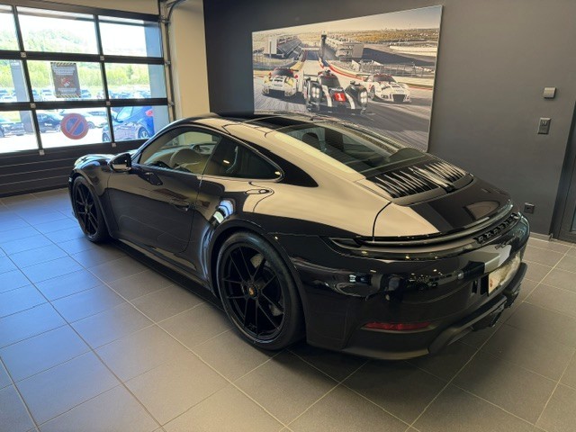 PORSCHE 3.6 Carrera 4 GTS PDK-image-1