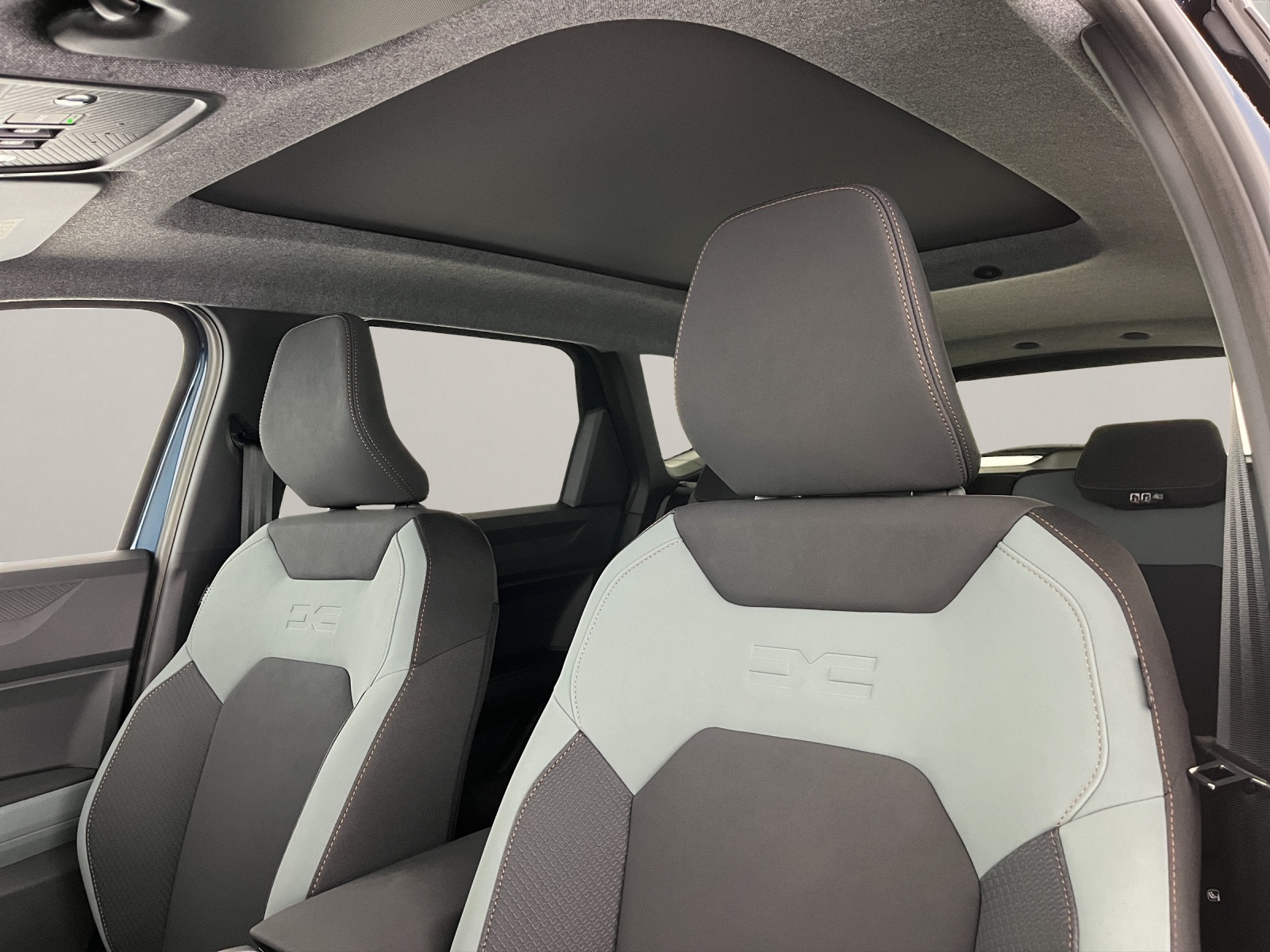 DACIA Bigster 1.2 Hybrid Extreme 4WD-image-14