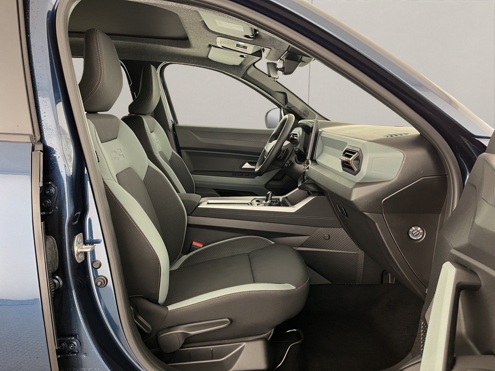 DACIA Bigster 1.2 Hybrid Extreme 4WD-image-15