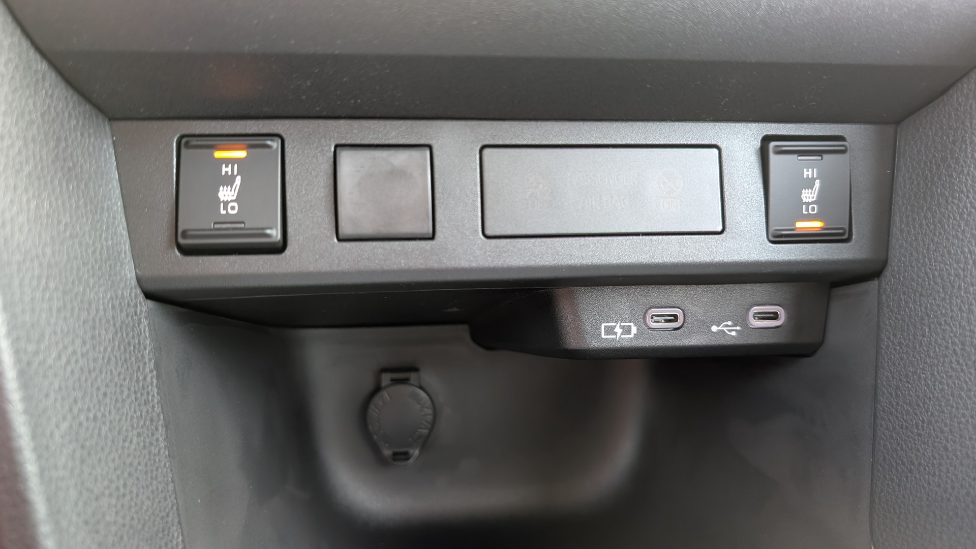 TOYOTA Yaris Cross 1.5 Comfort e-CVT-image-14