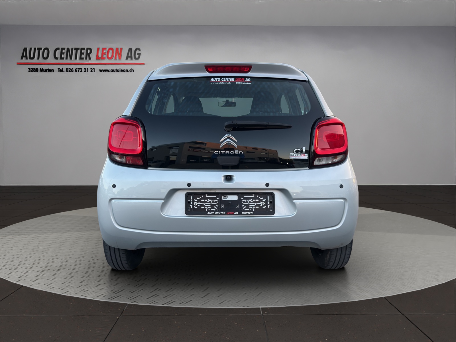 CITROEN C1 1.0 e-VTi Stop&Start Shine Airscape-image-4