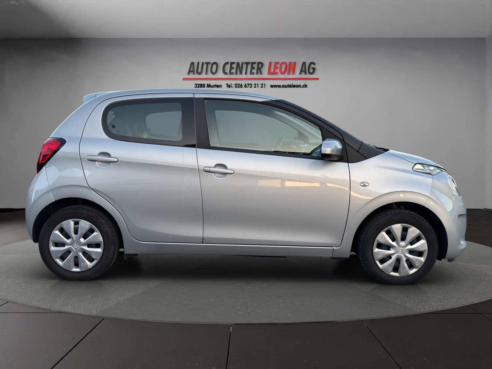 CITROEN C1 1.0 e-VTi Stop&Start Shine Airscape-image-6