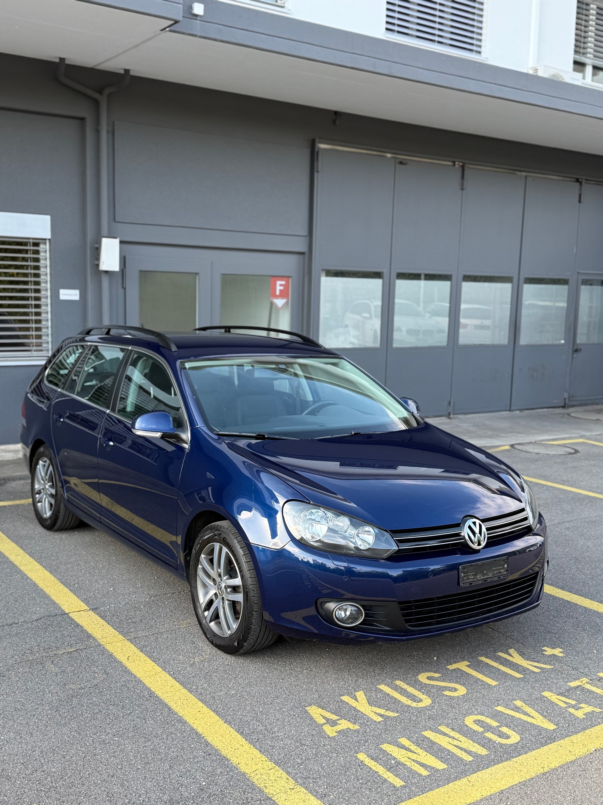 VW Golf Variant 1.4 TSI Team-image-2