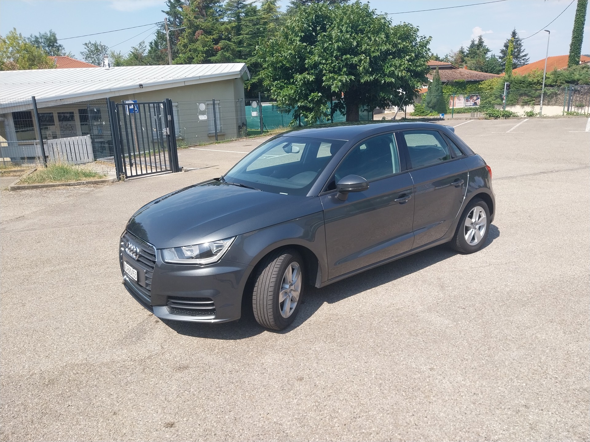 AUDI 1.0 TFSI sportback S-Tronic-image-1