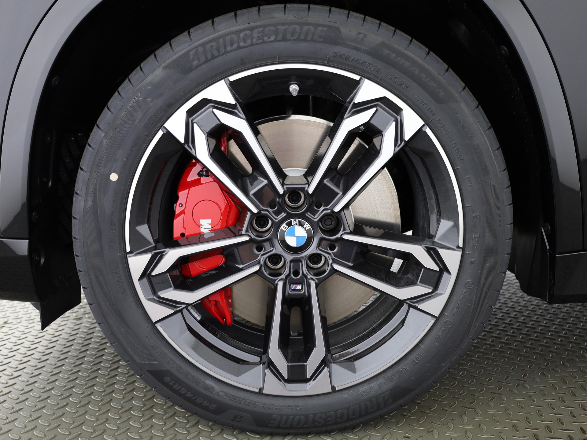BMW X1 23i xDrive paddles-image-6