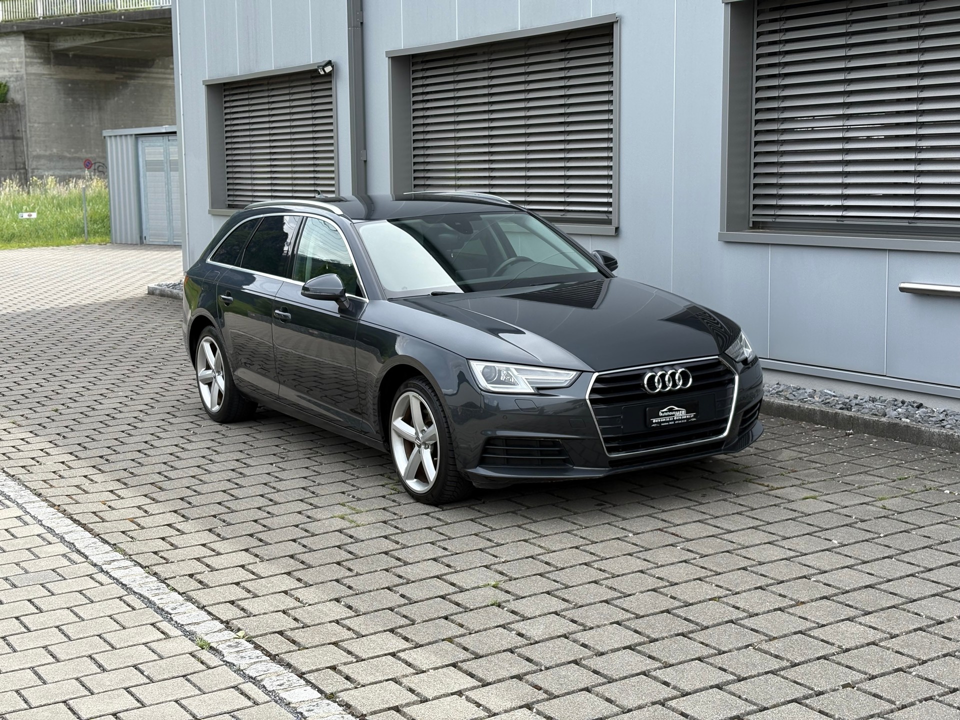AUDI A4 Avant 2.0 TDI S-tronic-image-3