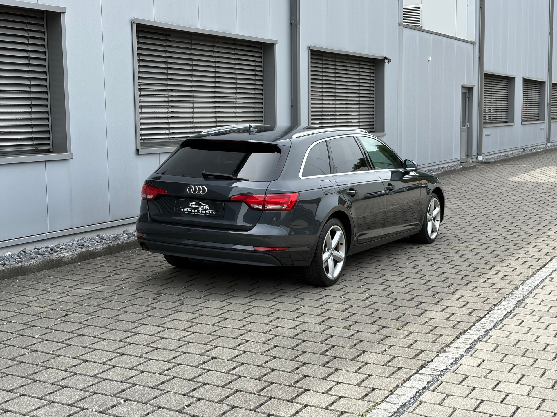 AUDI A4 Avant 2.0 TDI S-tronic-image-8