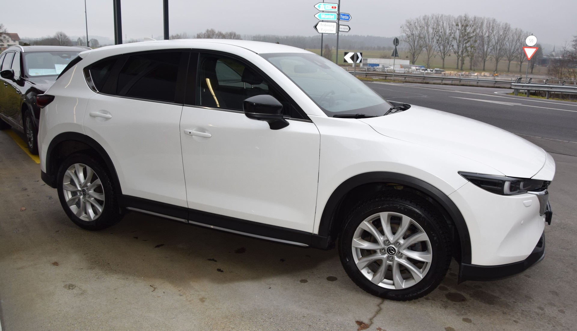 MAZDA CX-5 SKYACTIV-D 184 Newground AWD Automat-image-8
