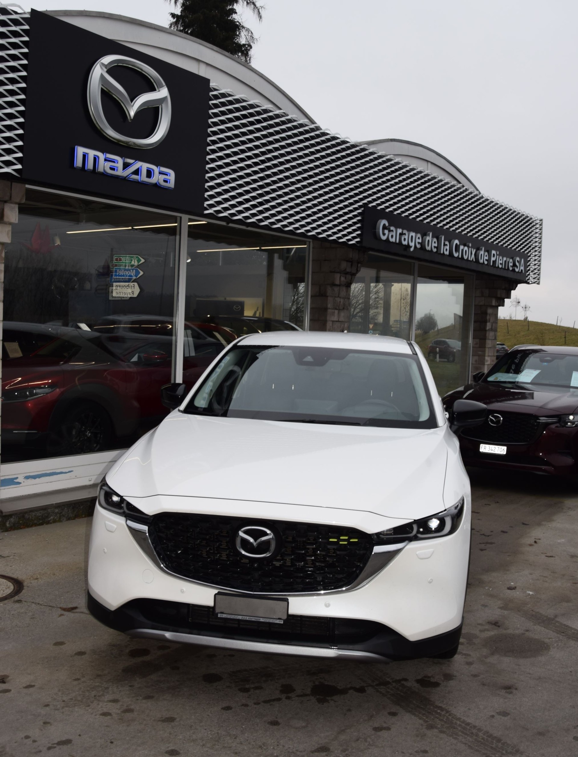 MAZDA CX-5 SKYACTIV-D 184 Newground AWD Automat-image-4