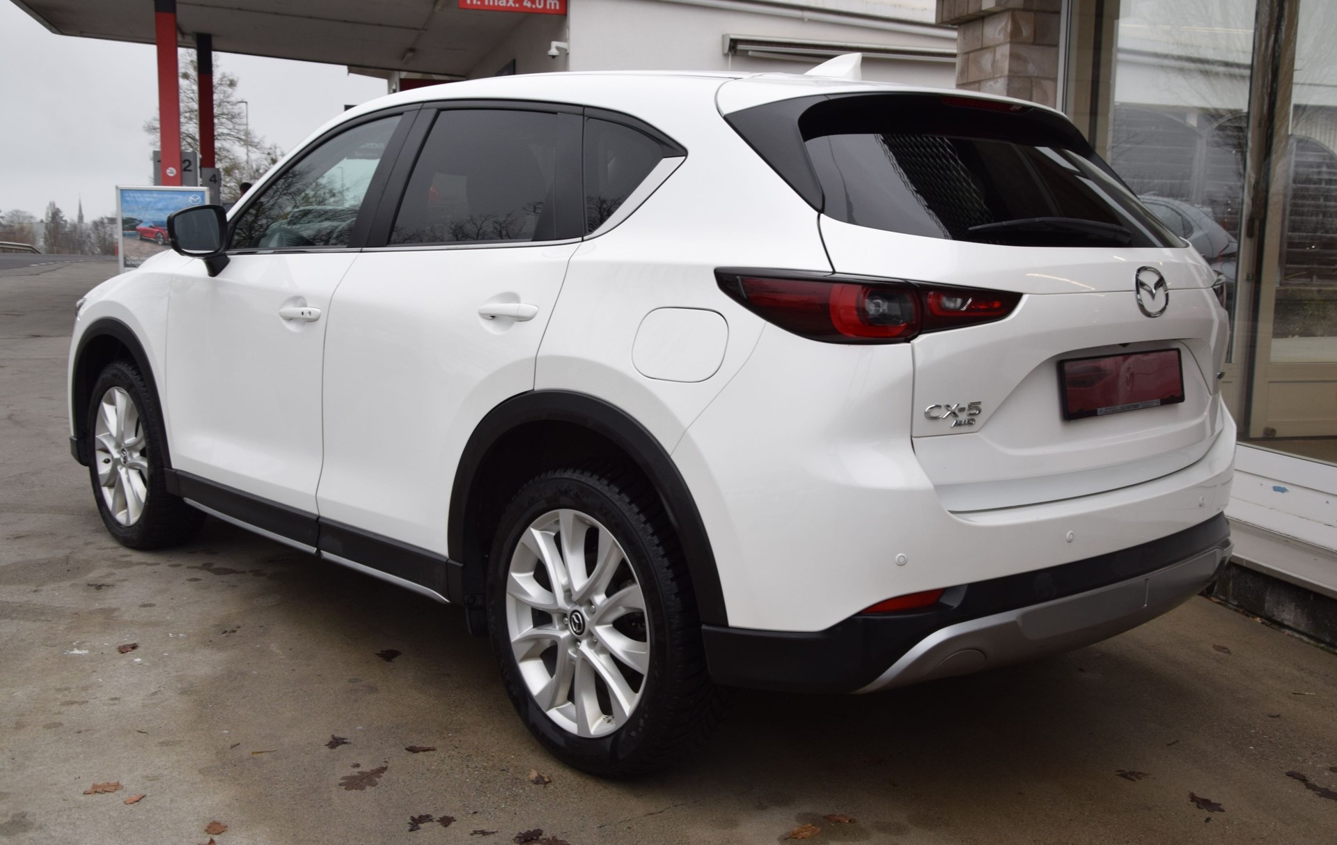 MAZDA CX-5 SKYACTIV-D 184 Newground AWD Automat-image-6