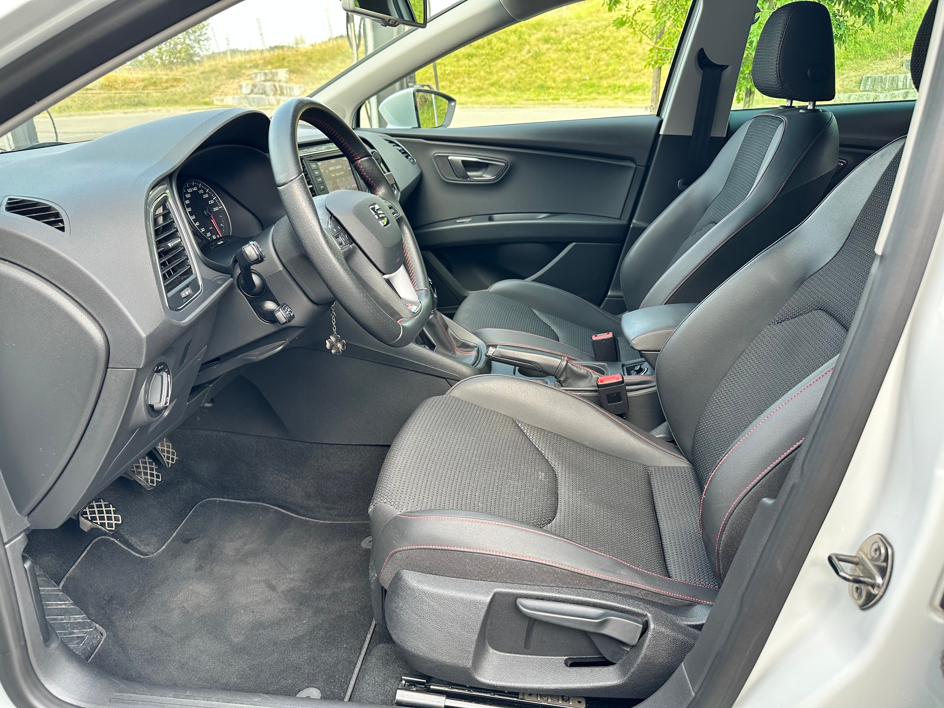 SEAT 1.4 TSI 140 FR-image-7