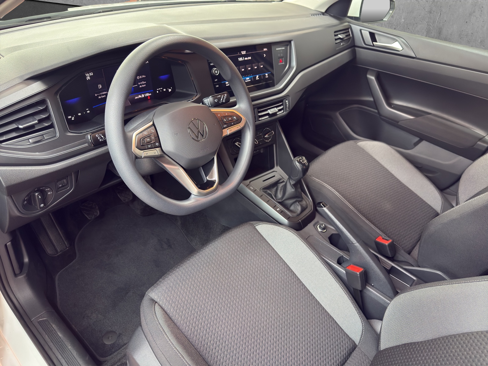 VW Polo 1.0 TSI Trend-image-6
