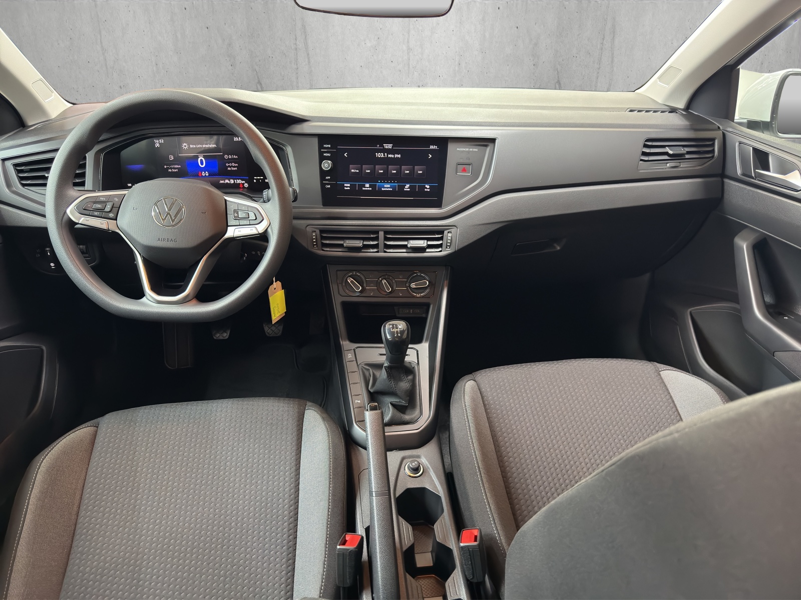 VW Polo 1.0 TSI Trend-image-8