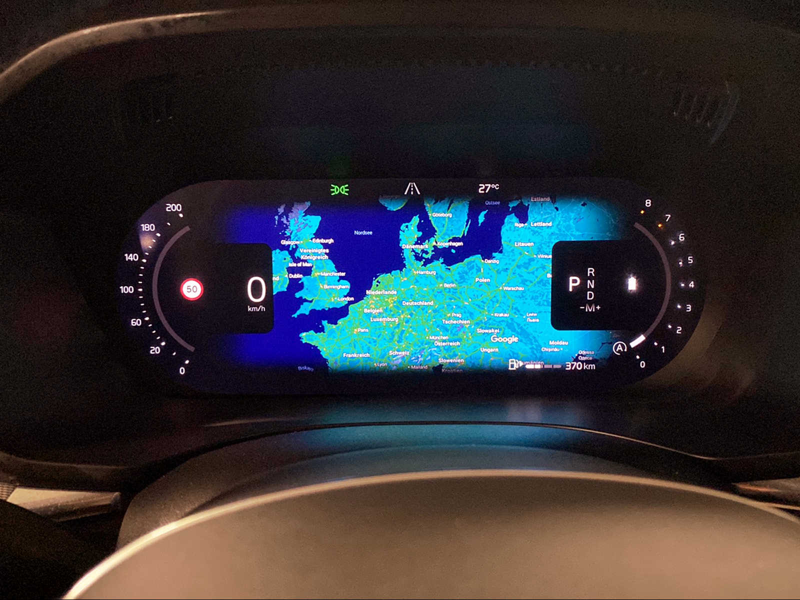 VOLVO XC60 2.0 B5 MH Plus Dark AWD-image-5