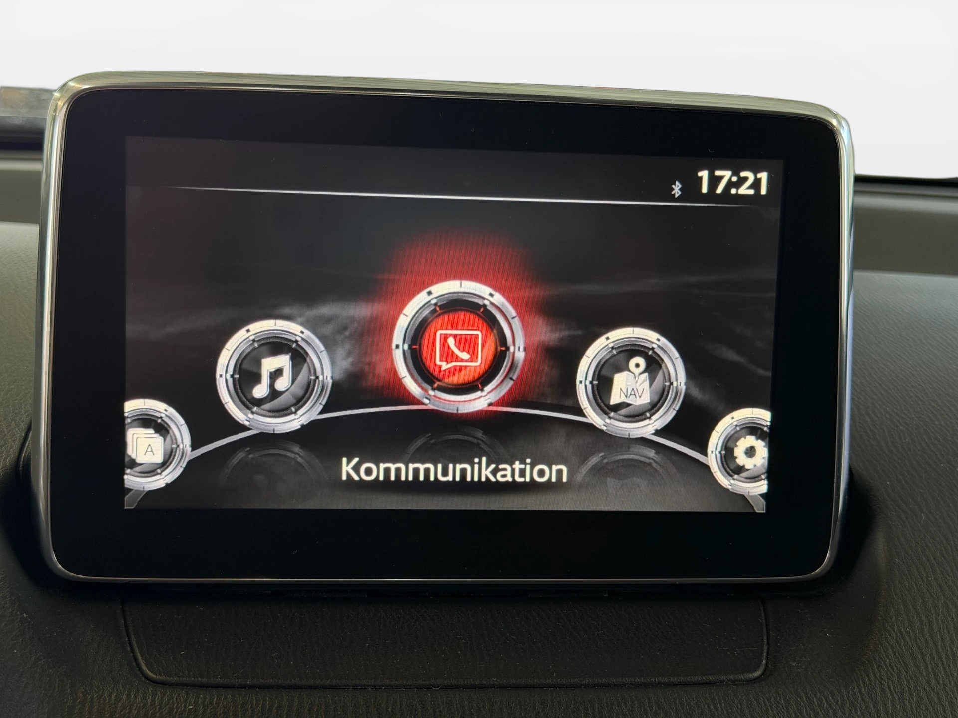 MAZDA CX-3 2.0 Revolution AWD Skyactiv Drive | CH-Auto | 1-Hand | Frisch MFK | AHK | Leder | Navi-image-20