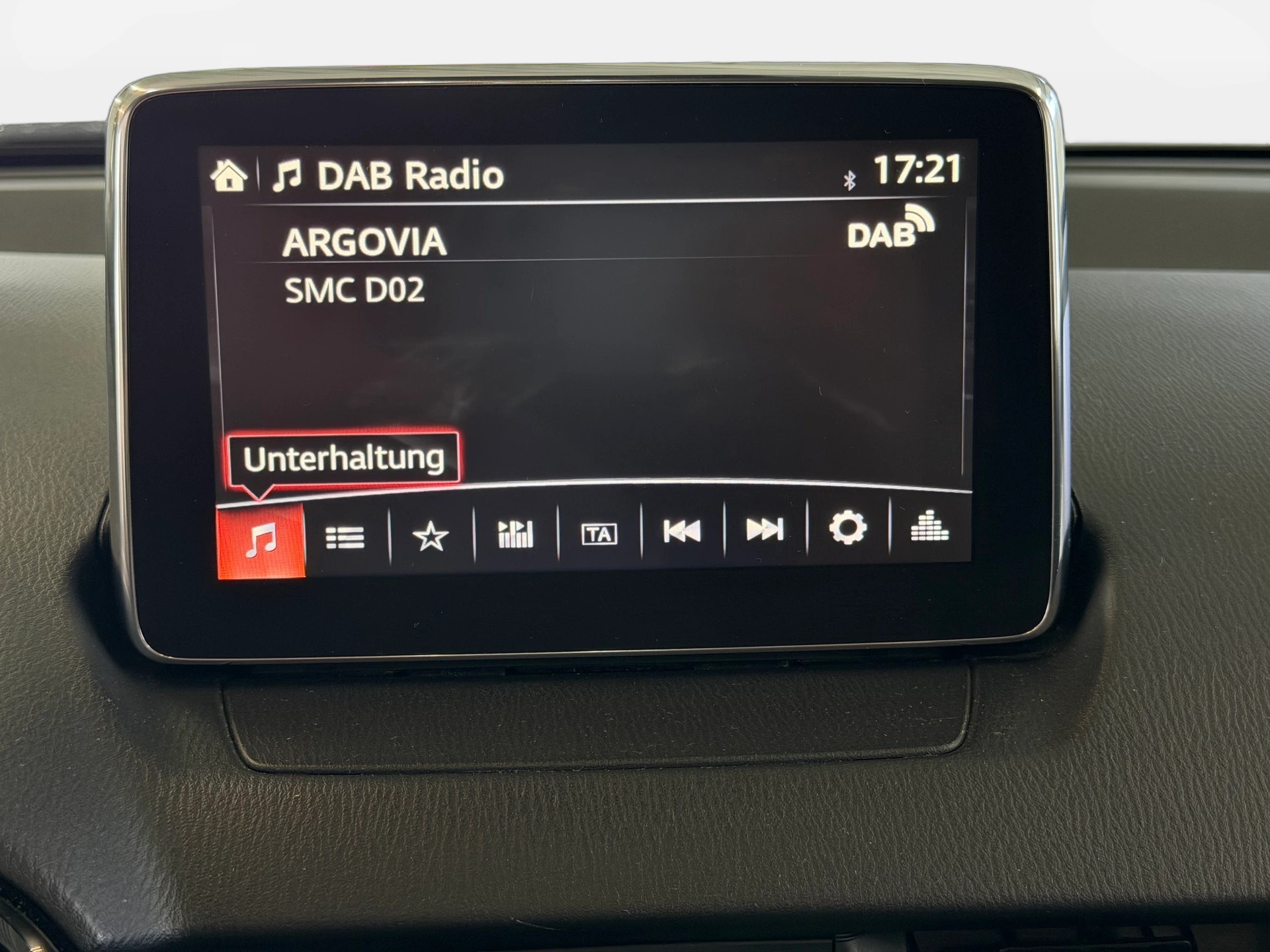 MAZDA CX-3 2.0 Revolution AWD Skyactiv Drive | CH-Auto | 1-Hand | Frisch MFK | AHK | Leder | Navi-image-17