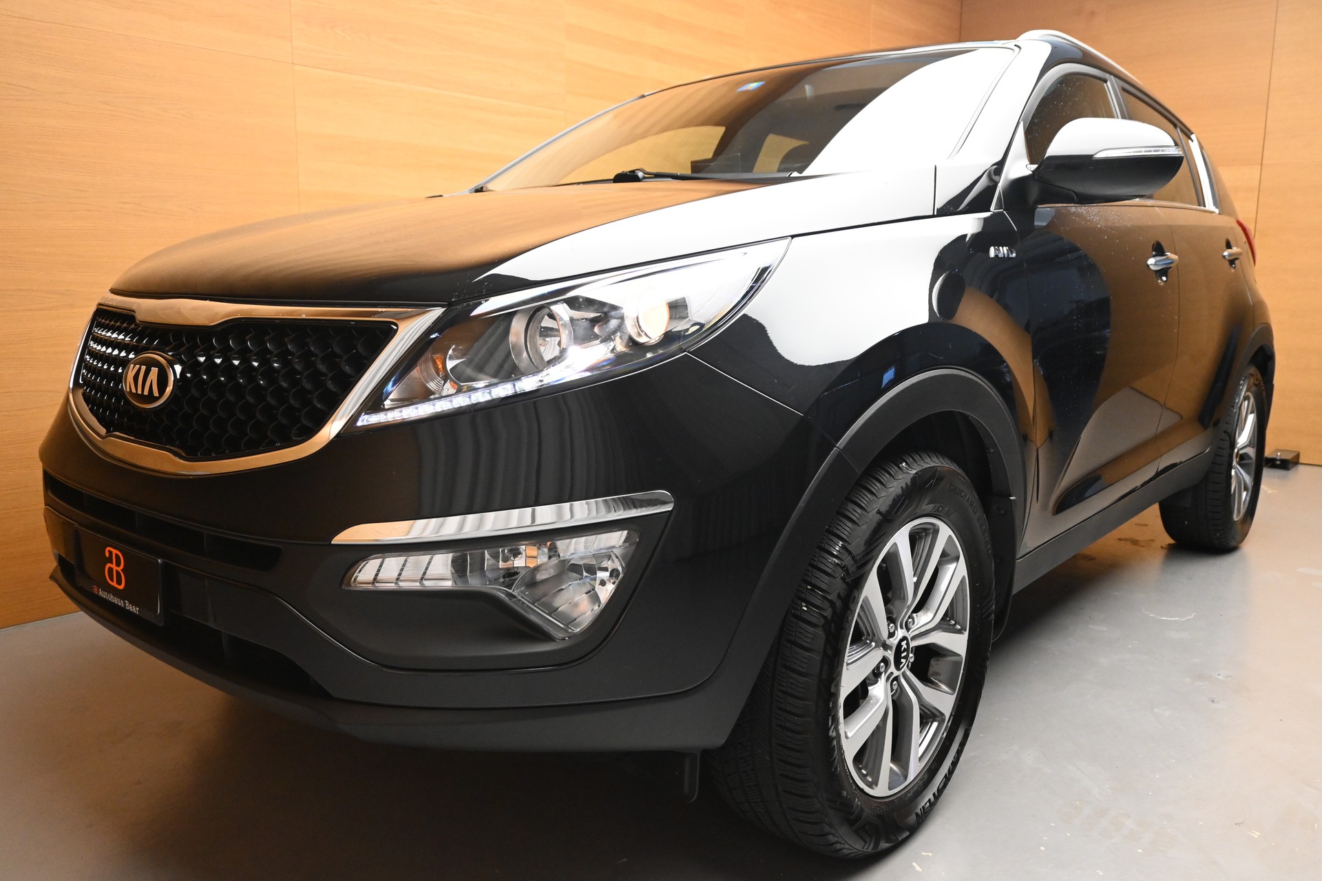 KIA SPORTAGE-image-2