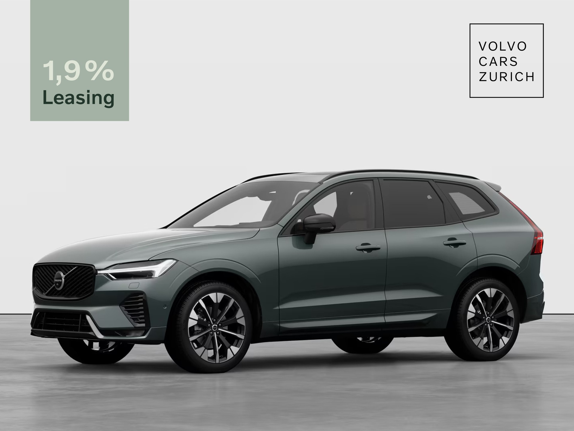 VOLVO XC60 2.0 B5 Allradantrieb Benzin Ultra Dark-image-0