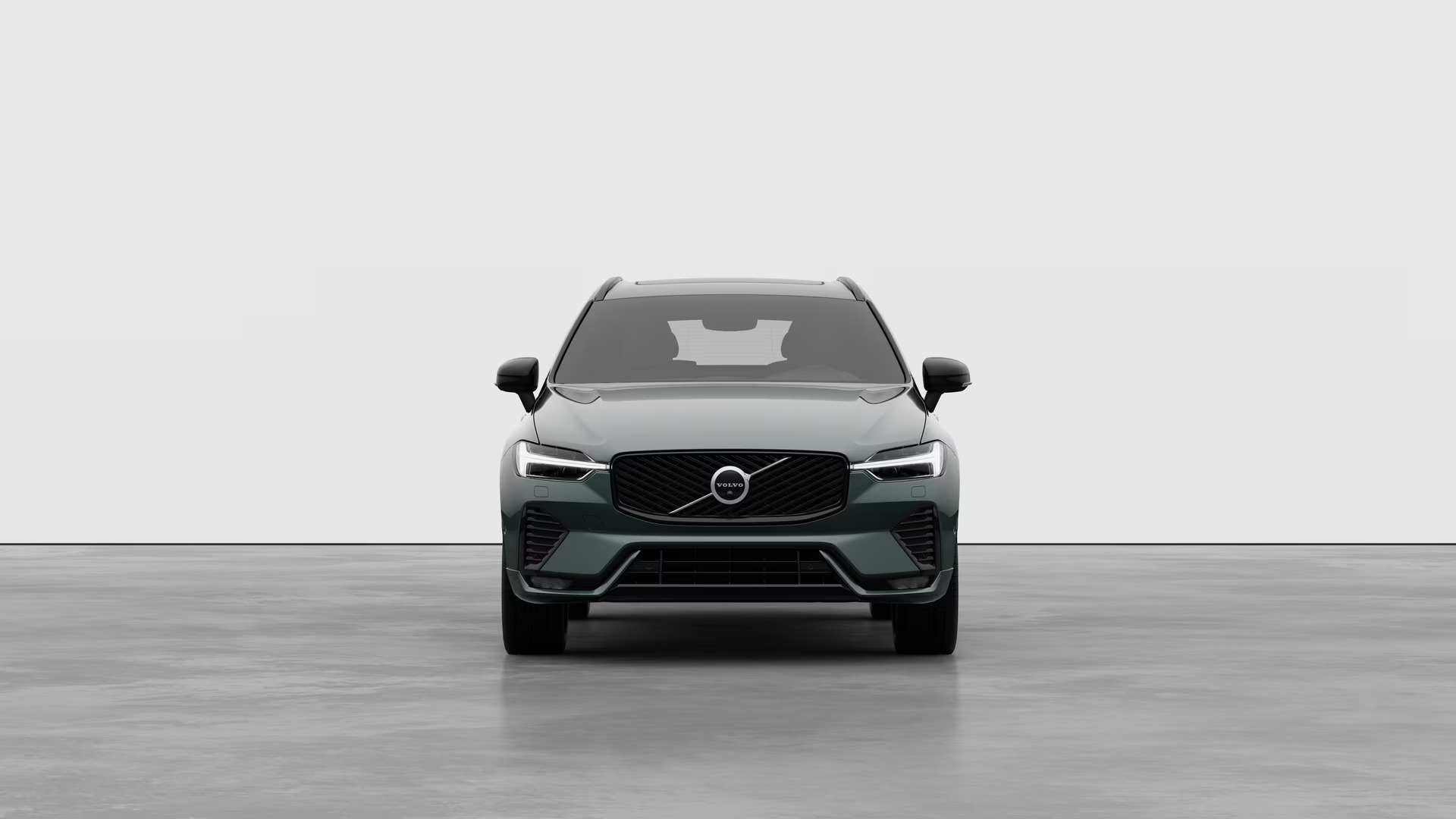VOLVO XC60 2.0 B5 Allradantrieb Benzin Ultra Dark-image-1