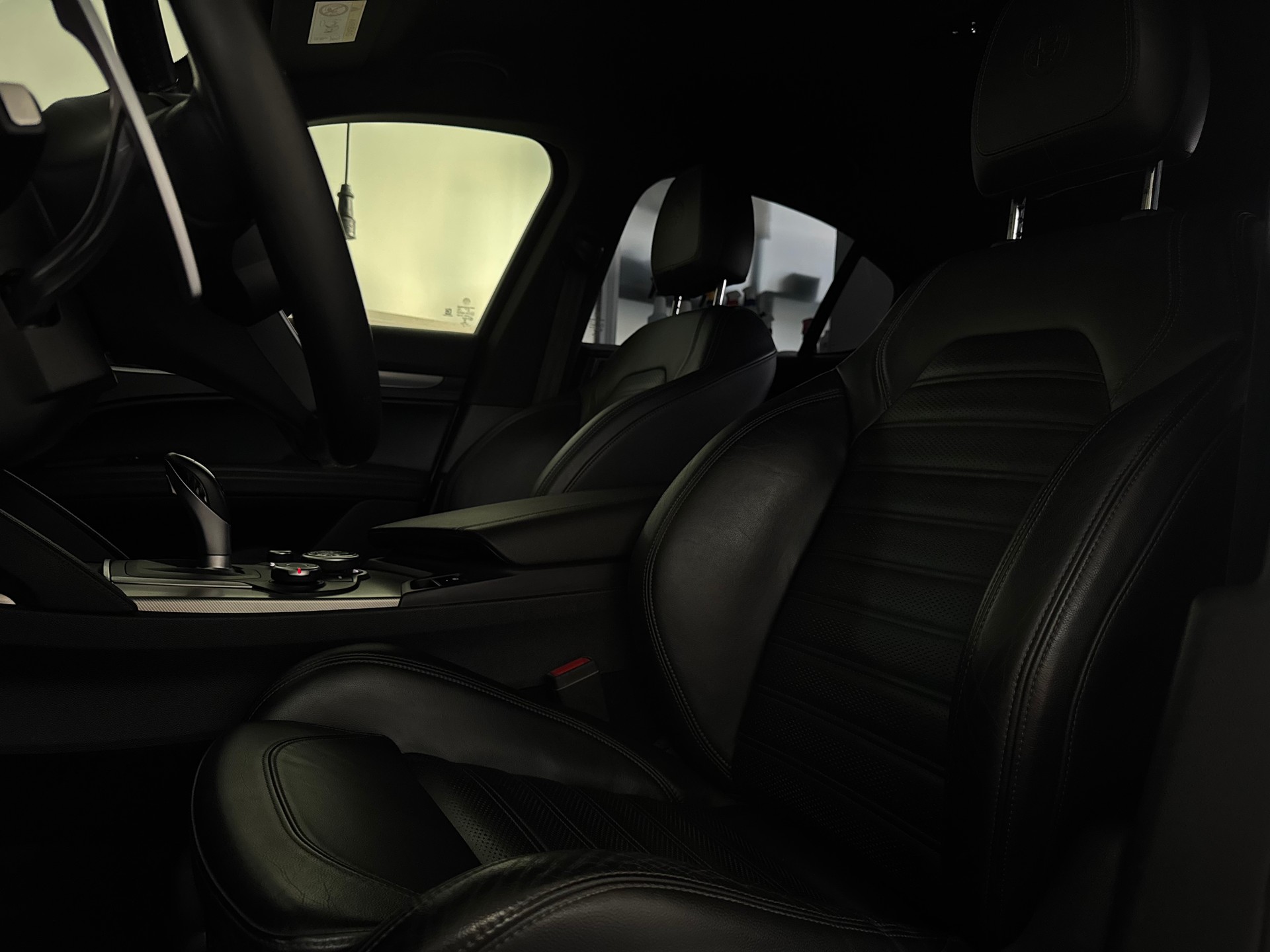 ALFA ROMEO Stelvio 2.2 JTDM Super Q4 Automatic-image-5